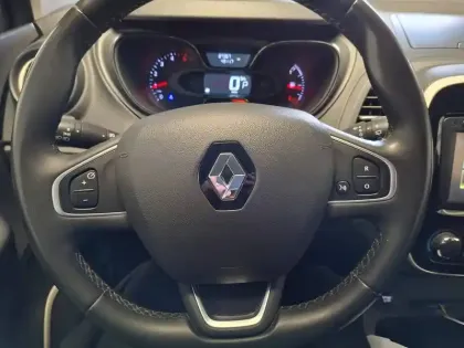 Photo 35 Renault Captur  dCi 90 Energy EDC