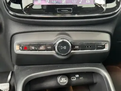 Photo 14 Volvo Xc40  B3 163 ch DCT7 Ultra
