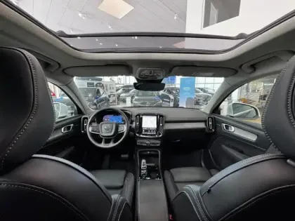 Photo 17 Volvo Xc40  B3 163 ch DCT7 Ultra