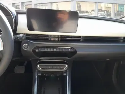 Photo 10 Fiat 600  T-Gen 3 1.2 Hybrid 110ch eDCT6 La Prima