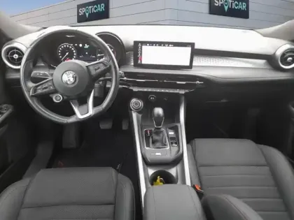 Photo 9 Alfa Romeo Tonale  1.5 Hybrid 130 ch TCT7 Sprint