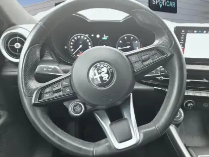 Photo 11 Alfa Romeo Tonale  1.5 Hybrid 130 ch TCT7 Sprint