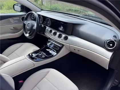 Photo 45 Mercedes Classe E 200 D 9G-TRONIC