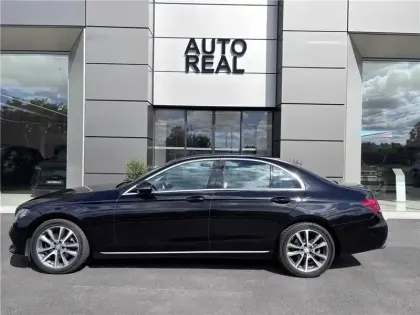 Photo 33 Mercedes Classe E 200 D 9G-TRONIC