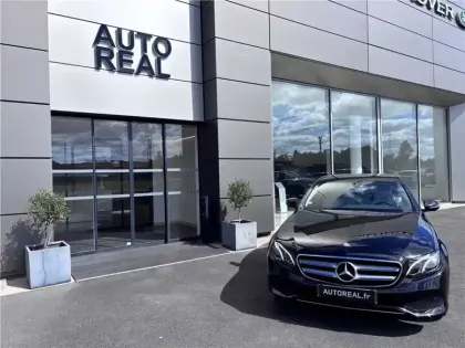 Photo 31 Mercedes Classe E 200 D 9G-TRONIC
