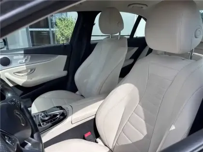 Photo 43 Mercedes Classe E 200 D 9G-TRONIC