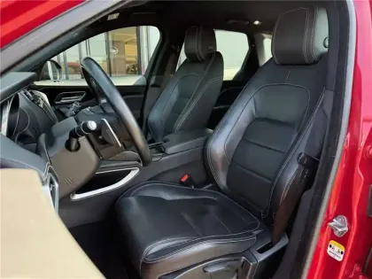 Photo 9 Jaguar F-Pace V6 3.0 D - 300 CH AWD BVA8