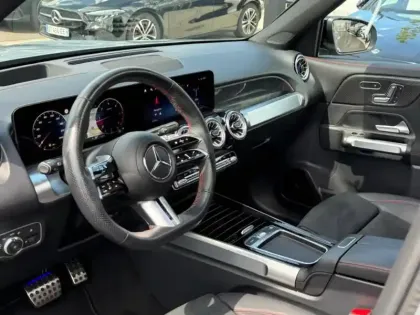 Photo 31 Mercedes GLB  200 d AMG Line