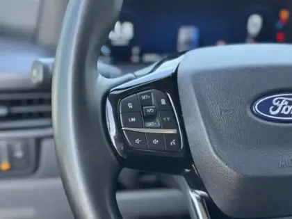Photo 17 Ford Custom 320 L1 Trail Cabine Approfondi