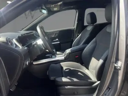 Photo 18 Mercedes GLA 200 d AMG Line