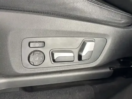 Photo 14 BMW X3 xDrive 30d Xline Car Play GPS 
