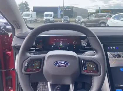 Photo 6 Ford Explorer 170ch Standard Range 52kWh Pack Premium RWD