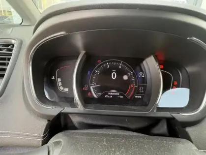 Photo 38 Renault Grand Scenic (4) Intens TCe 140 FAP