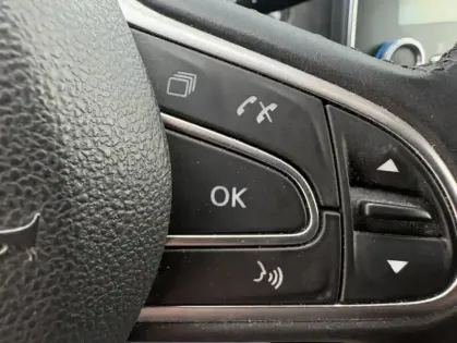 Photo 37 Renault Grand Scenic (4) Intens TCe 140 FAP