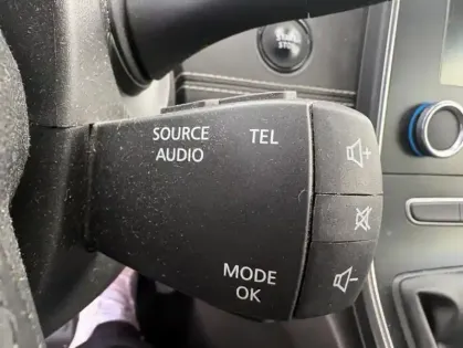 Photo 42 Renault Grand Scenic (4) Intens TCe 140 FAP
