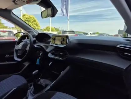 Photo 20 Peugeot 208 II PureTech 75 S&S Like