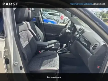 Photo 26 Suzuki Vitara 1.4 Boosterjet Hybrid 110ch Xplore Auto