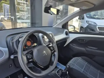 Photo 15 Peugeot 108 1.0 VTi 68 Active