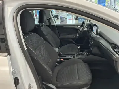 Photo 18 Ford Focus 1.0 Flexifuel mHEV 125ch Titanium Style