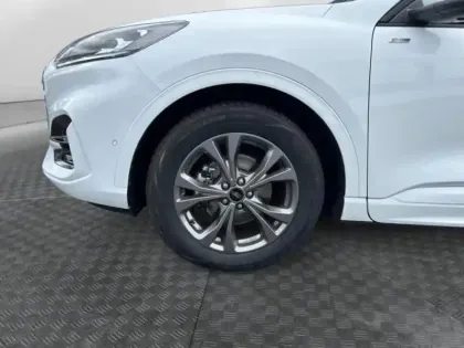 Photo 13 Ford Kuga  2.5 Duratec 190ch FHEV E85 ST-Line X BVA