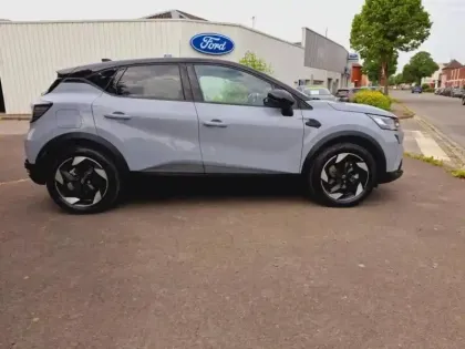Photo 7 Renault Captur  1.6 E-Tech full hybrid 145ch Techno