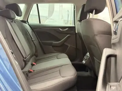 Photo 11 Skoda Kamiq  1.0 TSI 95ch Scoutline