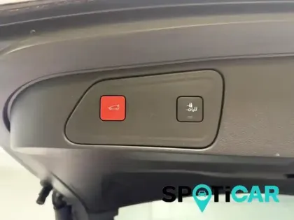 Photo 6 Peugeot 3008  HYBRID 225ch Allure Pack e-EAT8