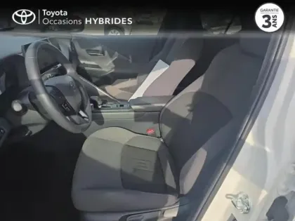 Photo 10 Toyota C-HR  2.0 Hybride Rechargeable 225ch Design MY25