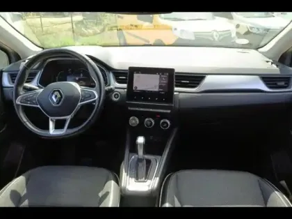 Photo 8 Renault Captur  1.6 E-Tech hybride 145ch Techno