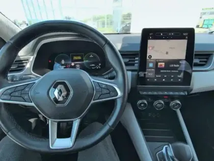 Photo 12 Renault Captur  1.6 E-Tech hybride 145ch Initiale Paris -21B