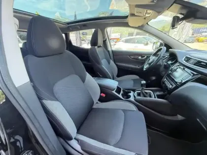 Photo 8 Nissan Qashqai  1.5 dCi 115ch N-Connecta 2019 Euro6-EVAP