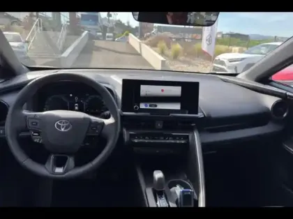 Photo 11 Toyota C-HR  2.0 Hybride Rechargeable 225ch Design MY25