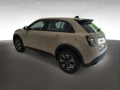 Photo 6 Fiat 600  1.2 Hybrid Turbo 110ch Icône eDCT6