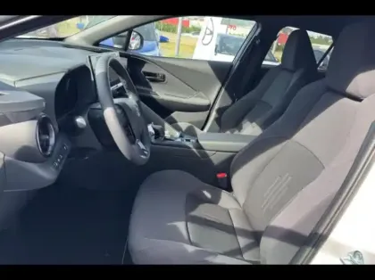 Photo 9 Toyota C-HR  2.0 Hybride Rechargeable 225ch Design MY25