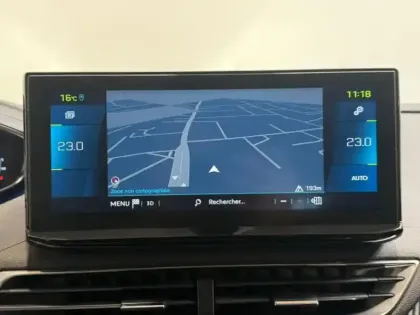 Photo 12 Peugeot 3008  HYBRID 225ch Allure Pack e-EAT8 LED GPS Camera