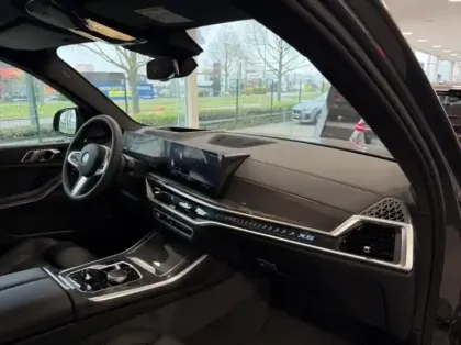 Photo 7 BMW X5  xDrive50e 489ch M Sport