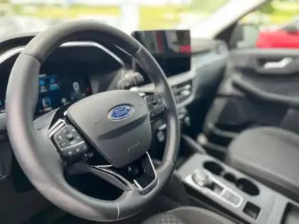 Photo 14 Ford Kuga  2.5 Duratec 180ch Hybrid FlexiFuel Titanium Powershift