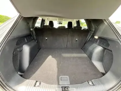 Photo 12 Ford Kuga  2.5 Duratec 180ch Hybrid FlexiFuel Titanium Powershift