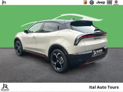 Photo 6 Alfa Romeo Junior  Ibrida Speciale e-DCT6