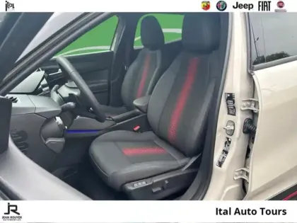 Photo 8 Alfa Romeo Junior  Ibrida Speciale e-DCT6
