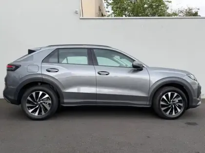 Photo 14 Volkswagen T-roc  1.5 eTSI 116ch Life DSG7