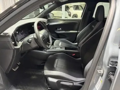 Photo 10 Opel Mokka  1.2 Turbo Hybrid 145ch Ultimate e-DCT6