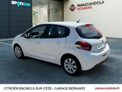 Photo 6 Peugeot 208  1.2 PureTech 68ch E6.c Like 5p