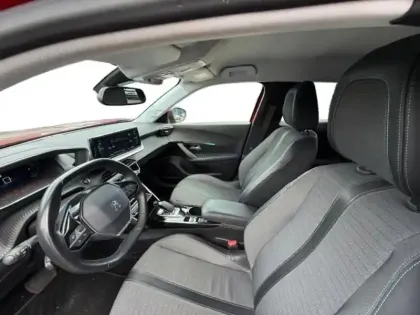 Photo 9 Peugeot 2008  e- 136ch  Allure