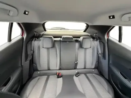 Photo 11 Peugeot 2008  e- 136ch  Allure