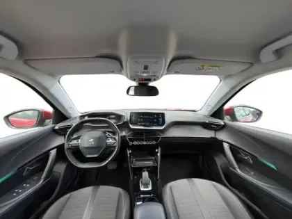 Photo 12 Peugeot 2008  e- 136ch  Allure