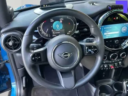 Photo 7 Mini Mini  Cooper 136ch Edition Premium Plus BVA7