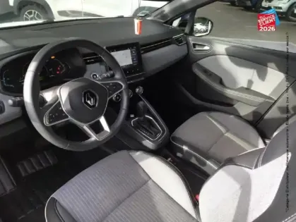 Photo 14 Renault Clio  1.6 E-Tech hybride 140ch Lutecia -21N