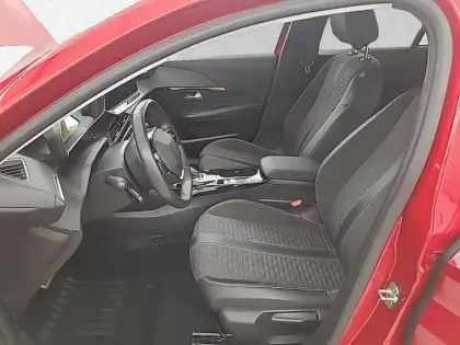 Photo 10 Peugeot 208  Electrique 50 kWh 136ch