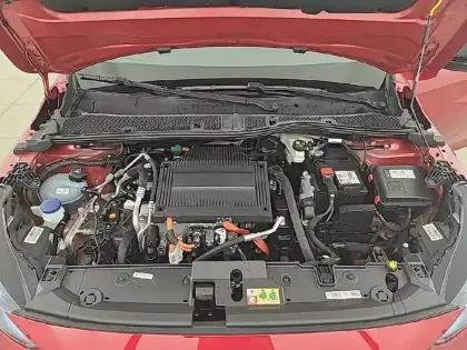 Photo 28 Peugeot 208  Electrique 50 kWh 136ch